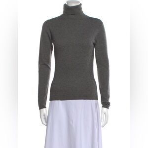 TSE Cashmere Turtleneck Sweater